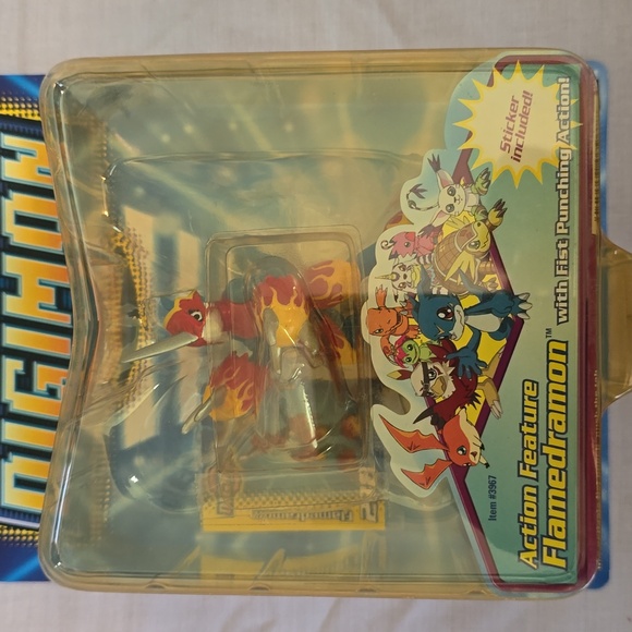 Digimon Season 2 Flamedramon Action Feature - Picture 2 of 4